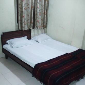Ratnakar Plaza Lodge, Gwalior 2